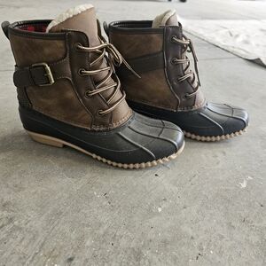 Womens Steve Madden Duck Boots